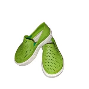 Crocs Kids' CitiLane Roka Slip-on Sneakers in Volt Green Size 7c